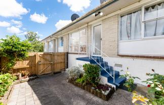 2/150 Hutchinson Avenue, New Lynn