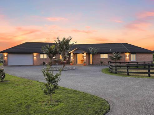 10 Joblin Road, Wainui