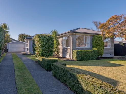 5 Helmsdale Street, Burwood
