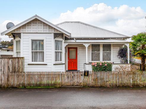 8 Huia Street, Taumarunui