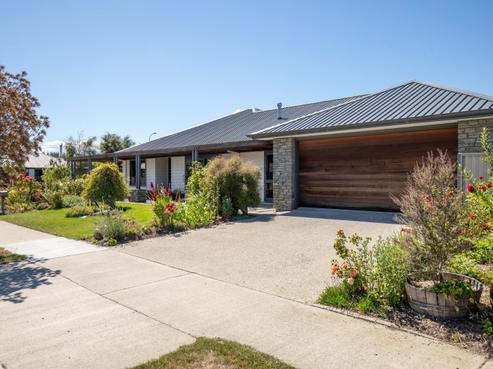 3 Wildflower Way, Alexandra
