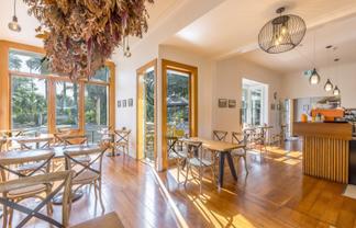 Vendors want action!