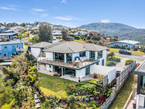 91 Centennial Drive, Whitianga
