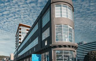 Waterfront Office in the Heart of Innovation Hub