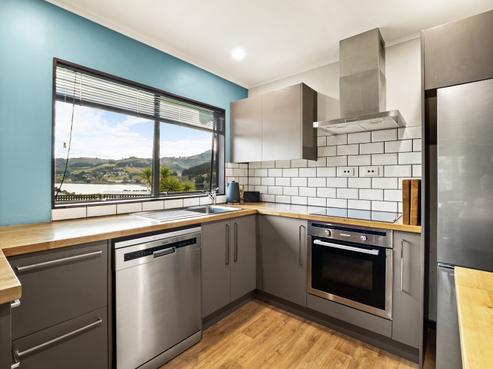 1 Magnetic Street, Port Chalmers