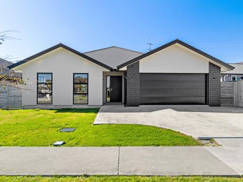 42 Sardinia Grove, Fitzherbert