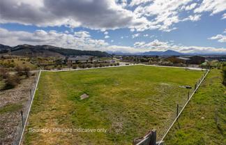 13 Jackson Rise, Luggate