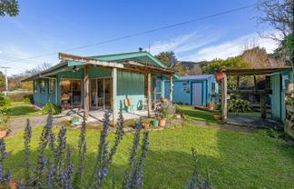 3 Brandon Street, Featherston