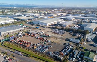 Sole Agency: 4,000sqm yard