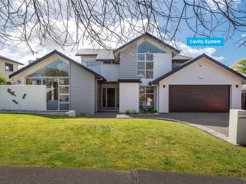 19 English Oak Drive, Schnapper Rock
