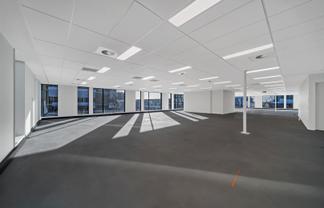 Brand New in Prime CBD Location