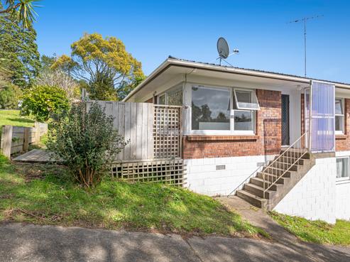 1/13 Ayton Drive, Totara Vale