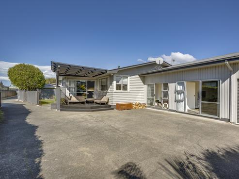 13 Holyrood Street, Taradale