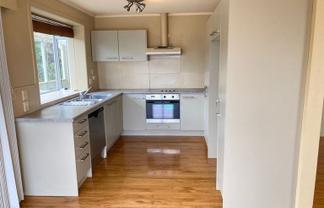 5 Lewis Road, Pakuranga