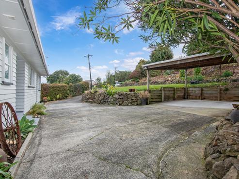 14 Commins Road, Onerahi