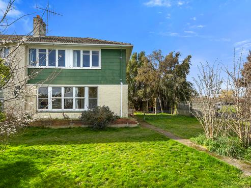18 Grant Dalton Street, Mosgiel