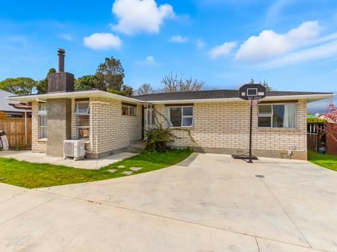 16A Kings Drive, Levin