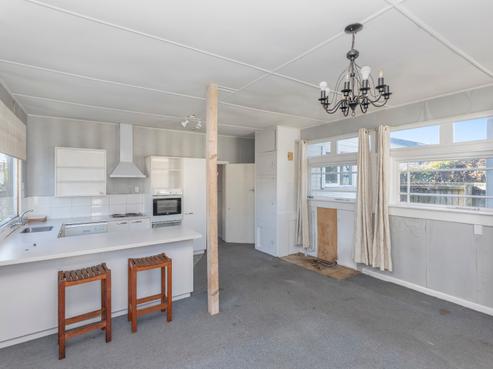 8 Bass Street, Woolston