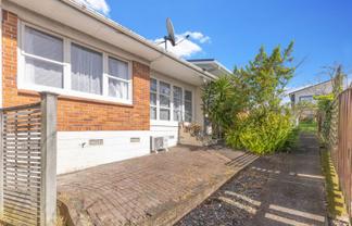 2/39 Udys Road, Pakuranga