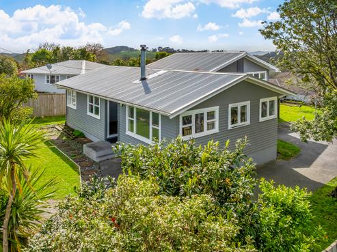 56 School Road, Wellsford