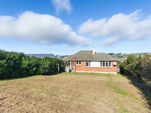 71 Columba Avenue, Calton Hill