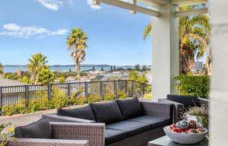 6 Sunshine Terrace, Orewa