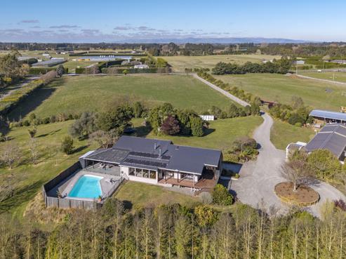 915 Weedons Ross Road, West Melton