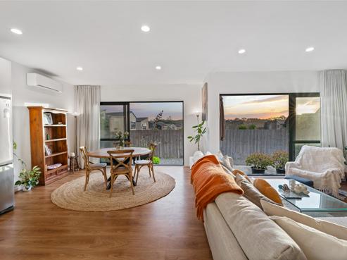 120 Waekahu Road, Westgate
