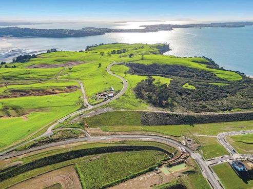 28 Humenga Place, Long Bay