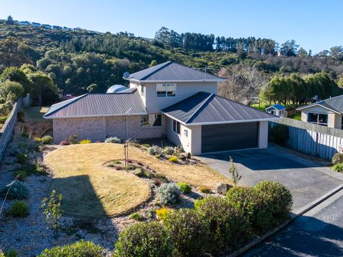 24 Sretlaw Place, Brockville