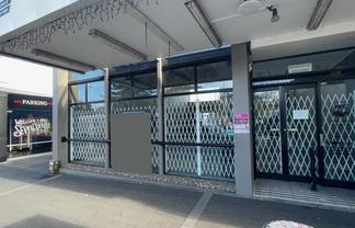 Central Ellerslie Village with Carparking