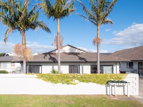 8A Heath Street, Mount Maunganui