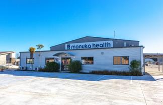 Office suite with full staff facilities -For Lease