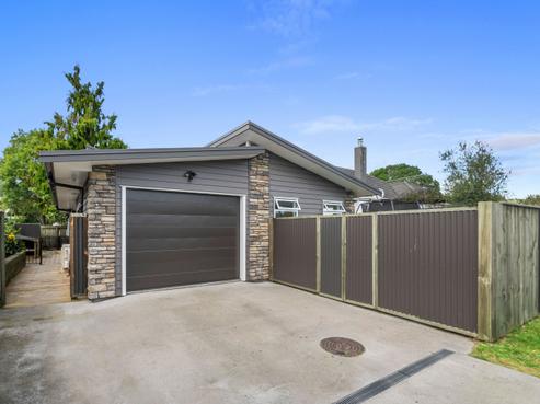 236 Ranolf Street, Glenholme