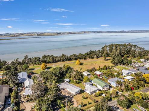 33 James Mcleod Road, Shelly Beach