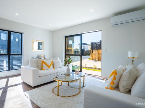 21 Matahae Drive, Flat Bush