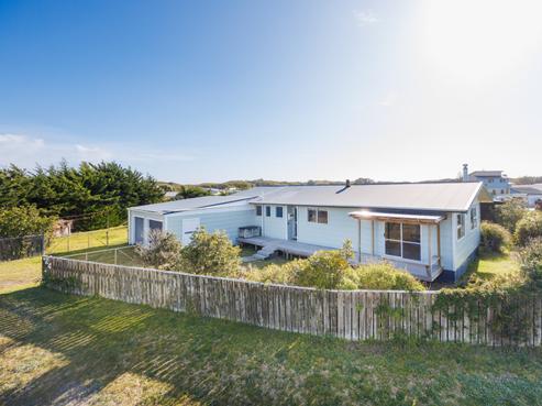 24 Te Kiri Street, Himatangi Beach