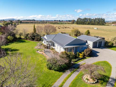 98 Norfolk Road, Carterton