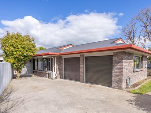 310 Clarkin Road, Fairfield