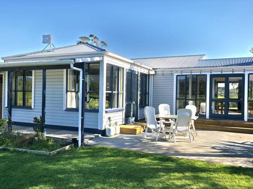 43 Victoria Road, Westport