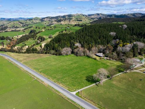 741 Whatatutu Road, Te Karaka