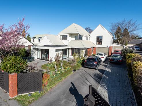 27 Wadeley Road, Ilam