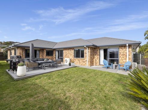44 Falcon Drive, Welcome Bay