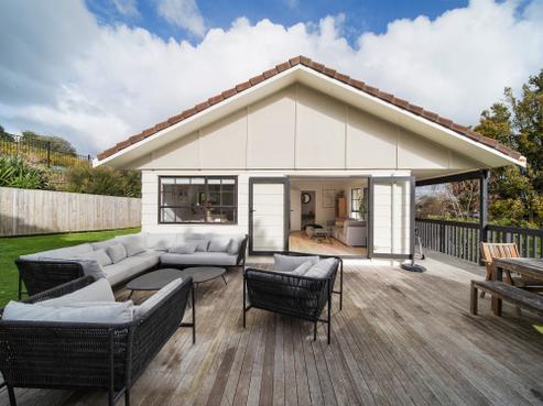 6 Crestlands Place, Papakura