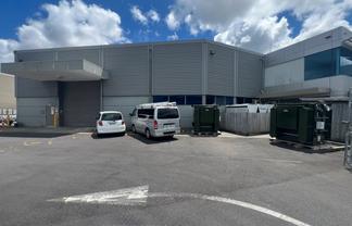 Warehouse with Secure Yard - Hugo Johnston Drive