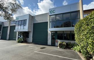 2 x Warehouse premises available now!