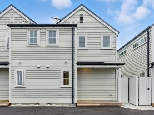 2/6 Ensors Road, Opawa