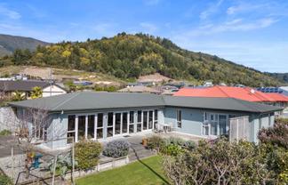 4 Weka Place, Picton