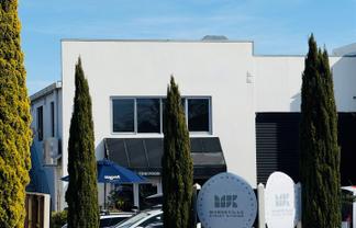 Modern & Light-Filled Office with Café Below