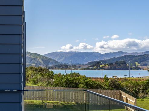 8 Tradewinds Drive, Whitby